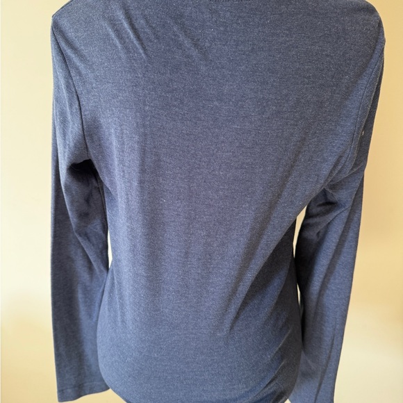 Eddie Bauer women’s set of 4 large shirts - Picture 11 of 15